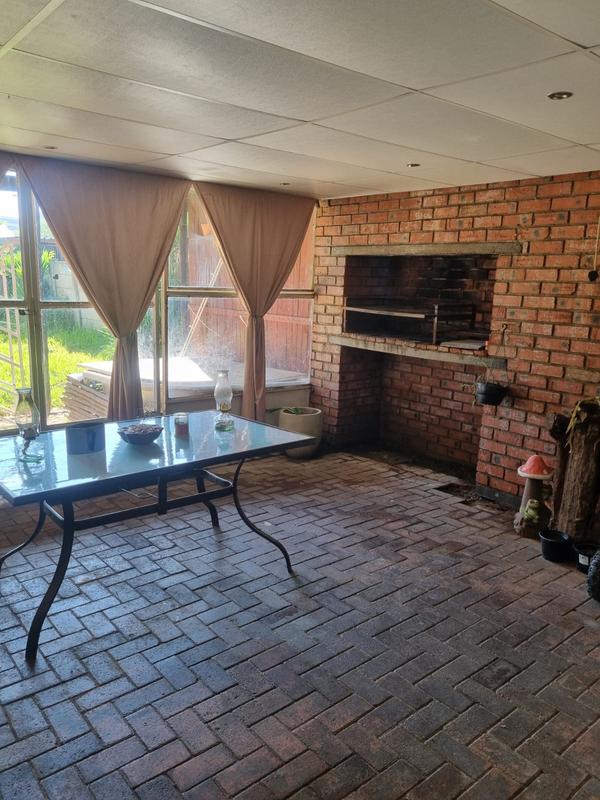 4 Bedroom Property for Sale in Wilgehof Free State